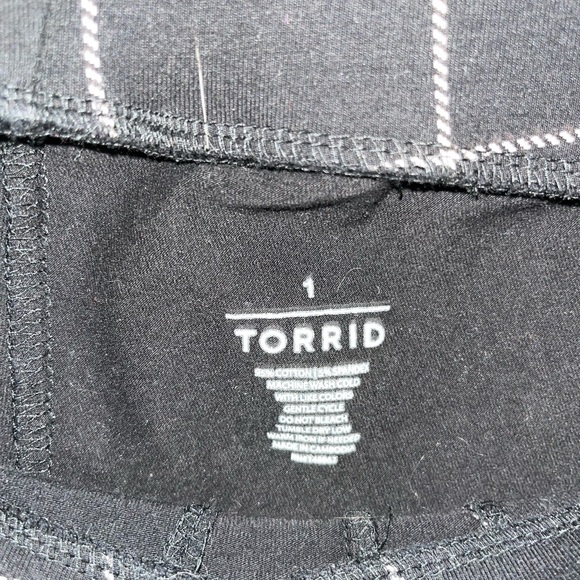 Torrid Black Checkered Pants/Leggings - Picture 3 of 3